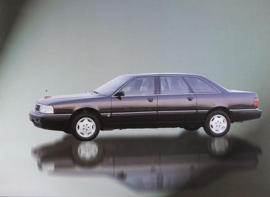  Xiao HongQi (CA7247L) 1998 года  (фото 1 из 1)